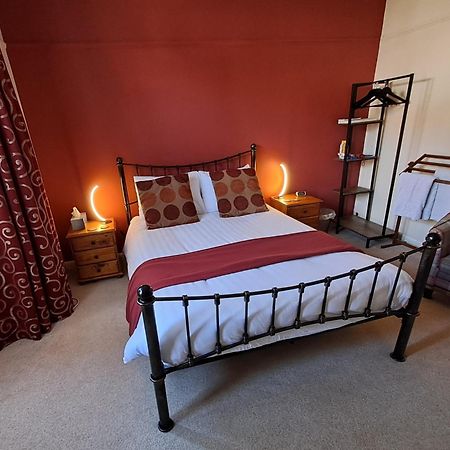 Apartmán Quiet Comfortable Patcham Studio Free Parking Hallway Shared With Host Hove Exteriér fotografie