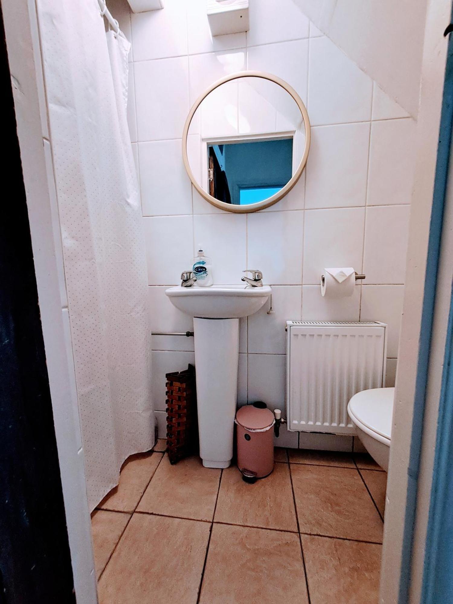Apartmán Quiet Comfortable Patcham Studio Free Parking Hallway Shared With Host Hove Exteriér fotografie