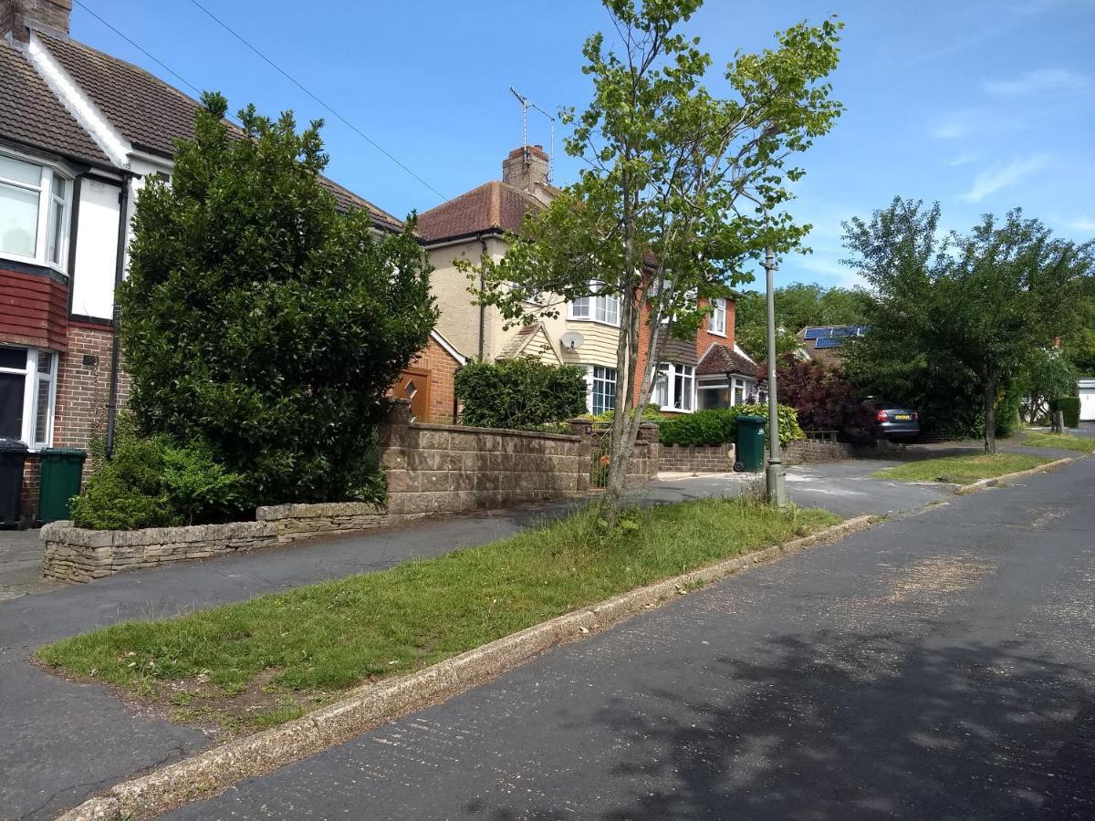 Apartmán Quiet Comfortable Patcham Studio Free Parking Hallway Shared With Host Hove Exteriér fotografie